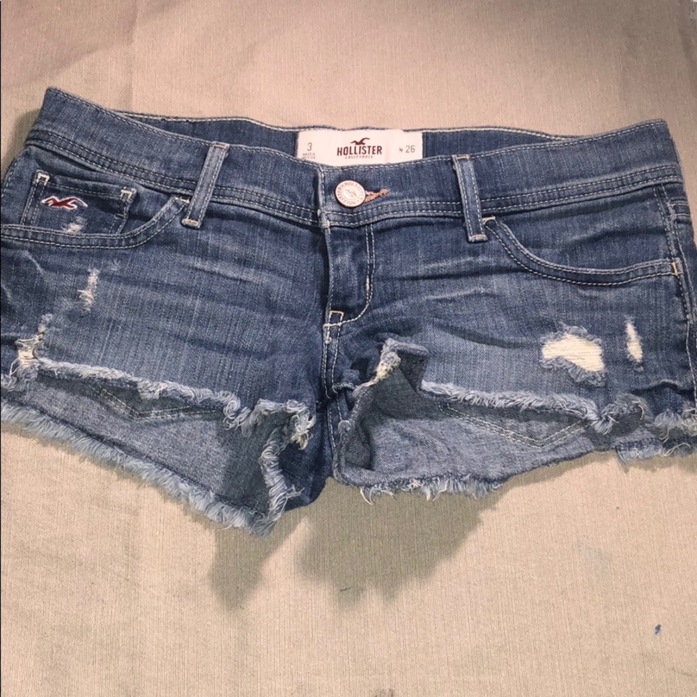 Size 3 Hollister Shorts